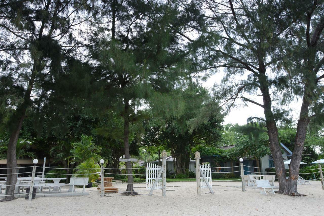 Вилла Baan Kratom Tong By The Sea Ча-Ам Экстерьер фото
